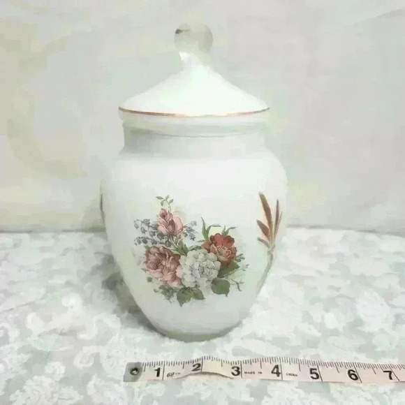 Norleans Floral Apothecary Jar white satin vintage jar with lid - Picture 2 of 6
